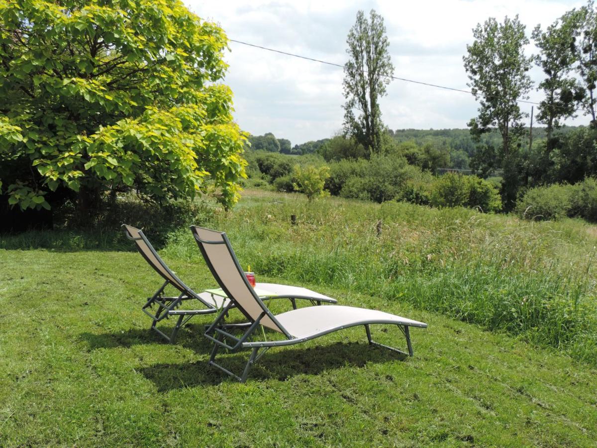 Le Clos Fleuri Segrie Exterior photo